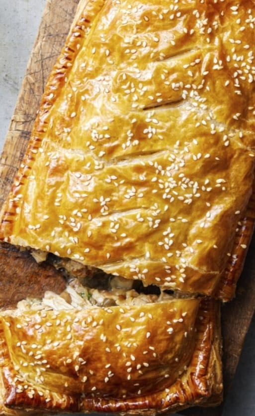 Family Chicken & Mushroom Pie (1.4kg - Serves 4)